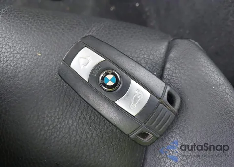 2013 BMW 328I xDrive z USA, uszkodzony, nr VIN WBAKF3C55DJ386167